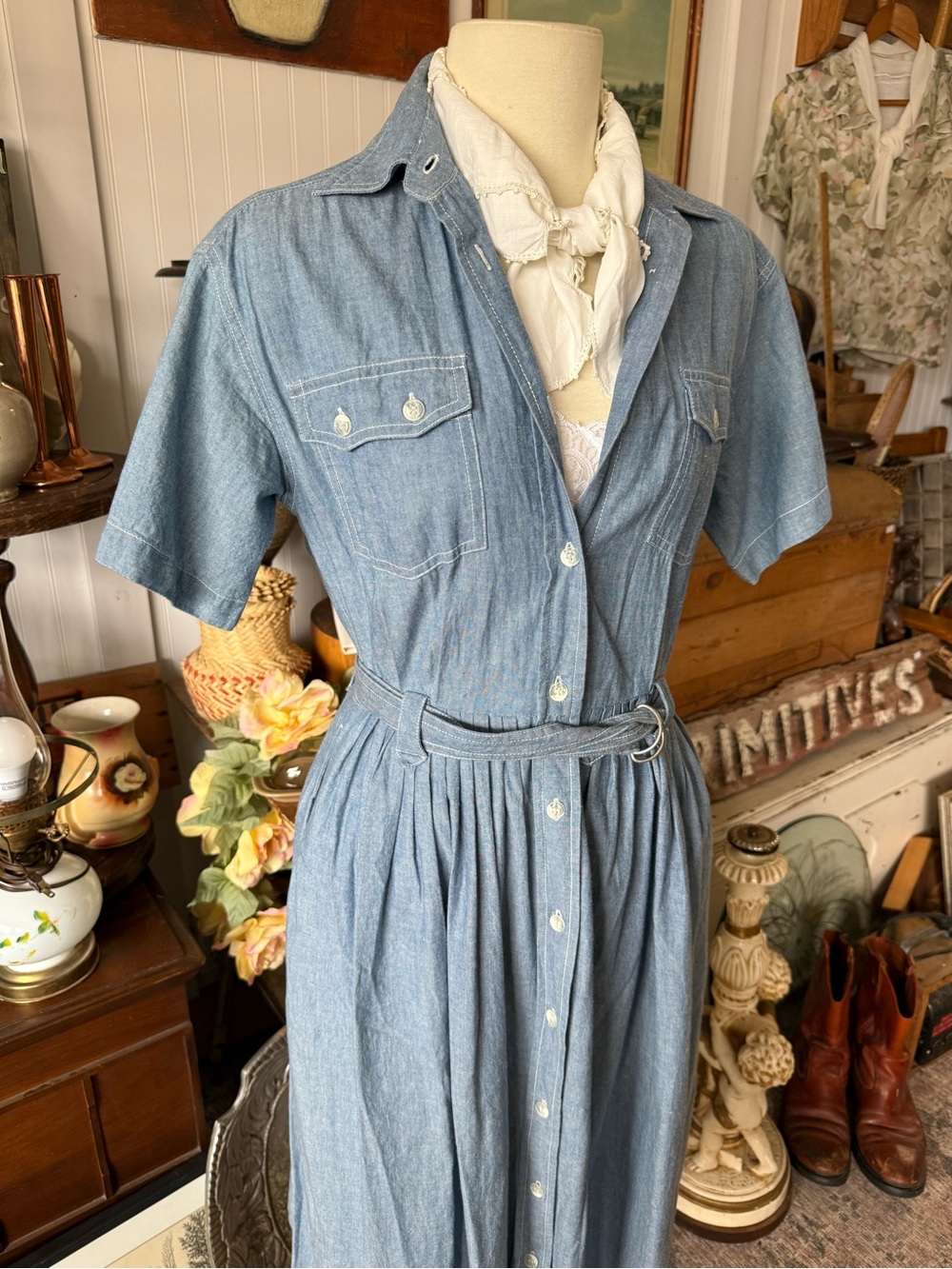 Casual Button-Front Chambray Shirt Dress in Light Blue - Picture 3 of 7